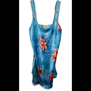 Women's Silky Blue Floral Lace Night Gown Size M. LA intimate Sexy Polished.